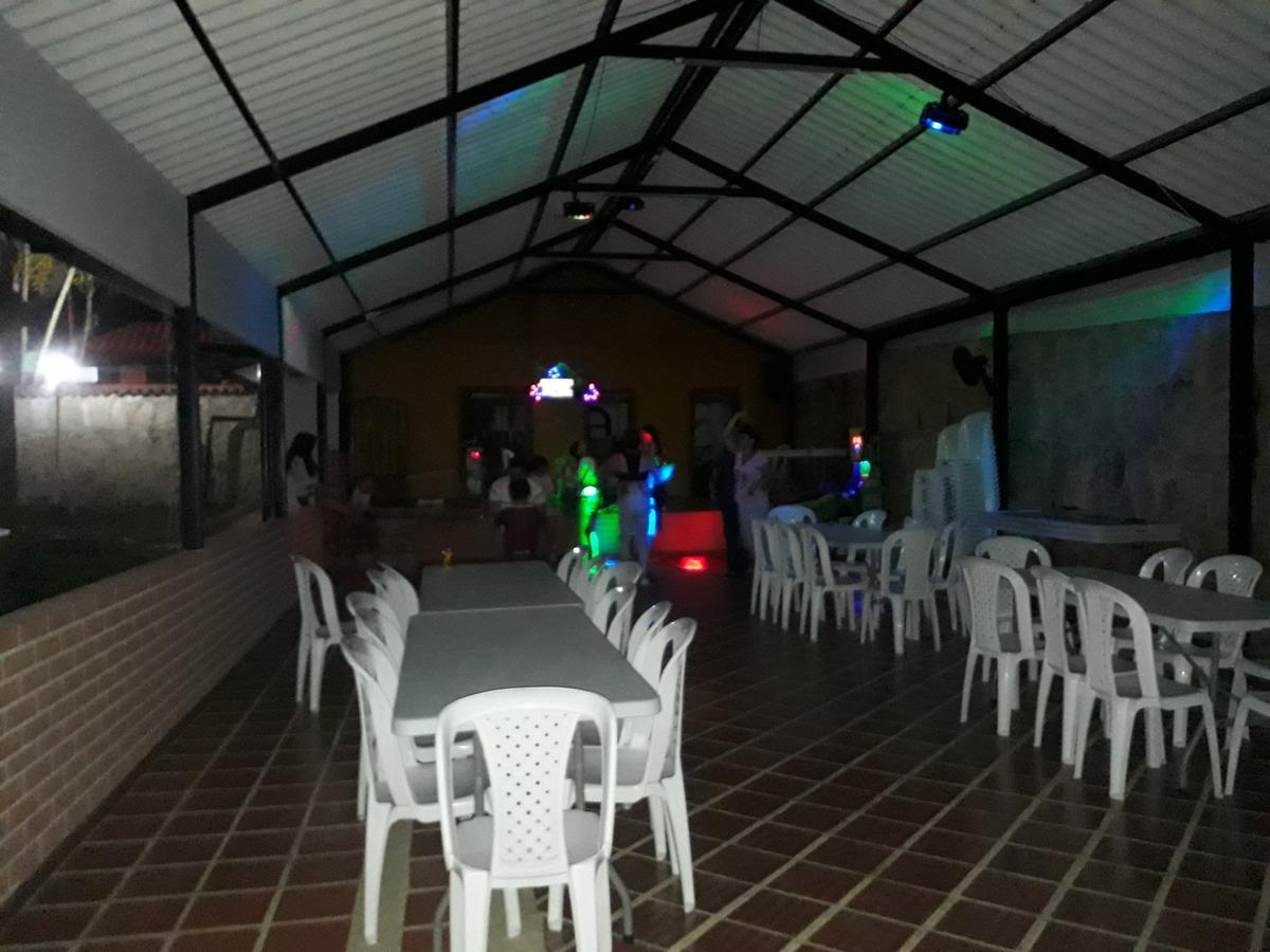 Finca Villa Alegria Chinauta Luaran gambar
